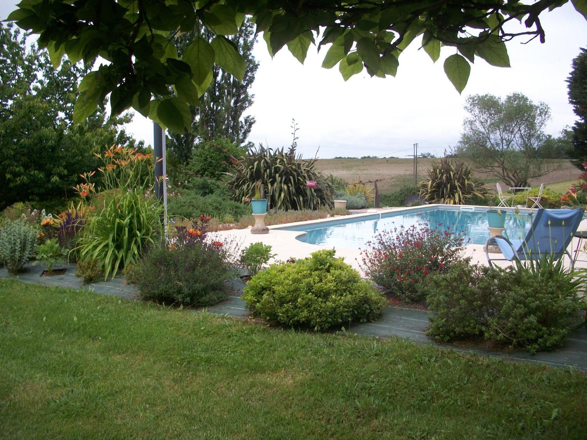 Le Pre Joli Hotel Beaugas Buitenkant foto